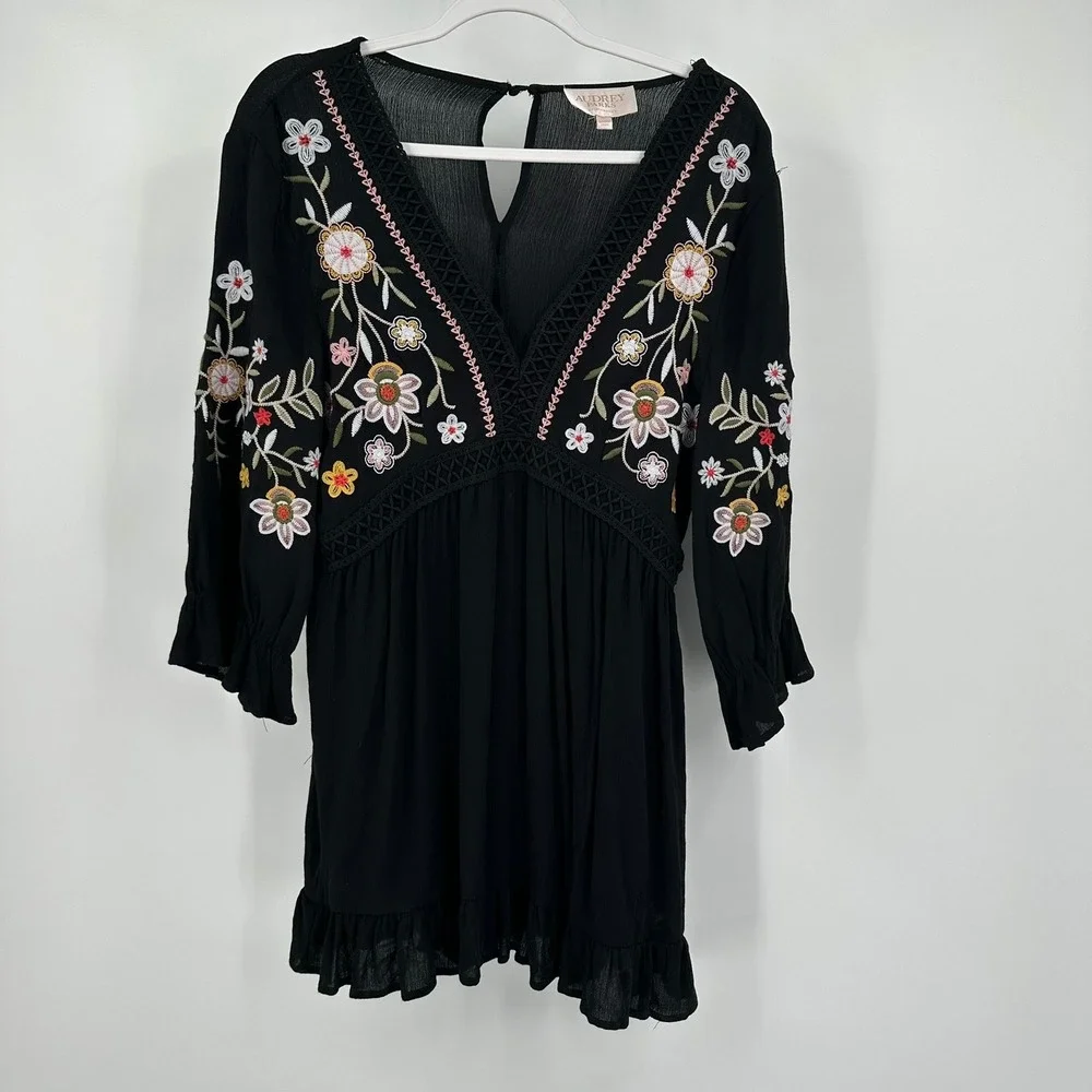 Womens Boho Embroidered Floral Dress Size L Dark Romantic Folk Art Cottagecore - Picture 1 of 8